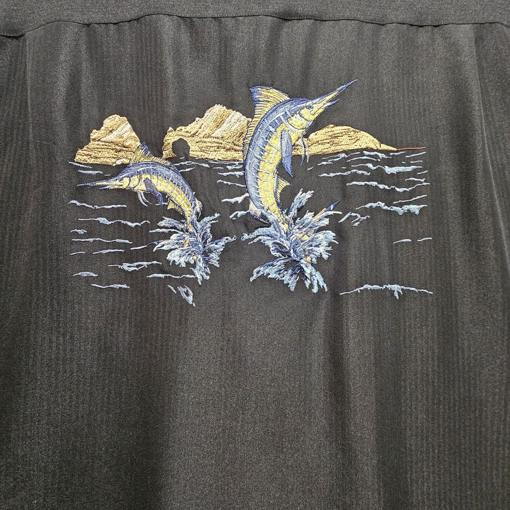 HOOK & TACKLE Men 2XL Black MARLIN Embroidered pocket and‎ back Camp Shirt EUC - Picture 9 of 11